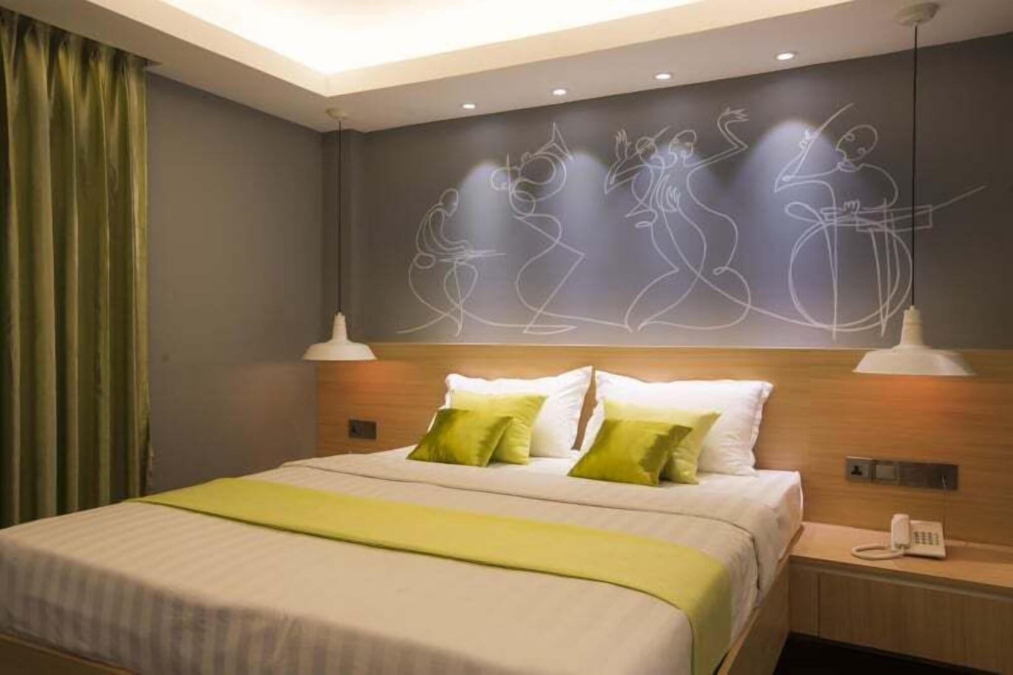 Shwe Pyi San Yar Hotel Янгон Екстер'єр фото