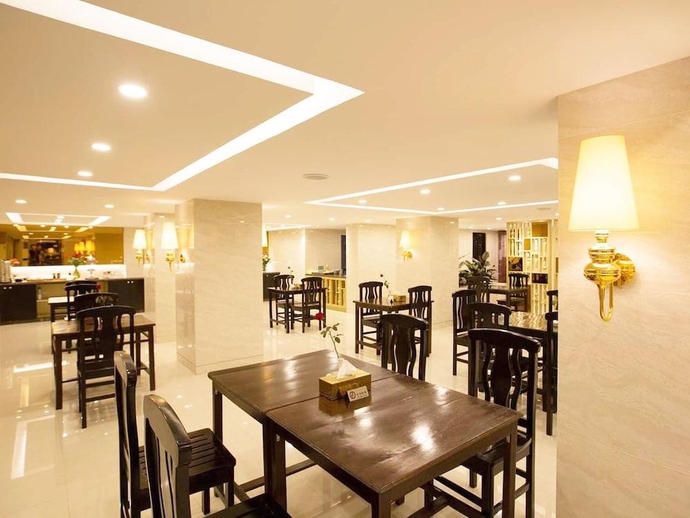 Shwe Pyi San Yar Hotel Янгон Екстер'єр фото